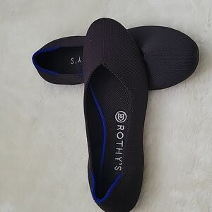 Rothy’s The Flat – Navy with Blue Halo Trim | Size 8.5 | EUC